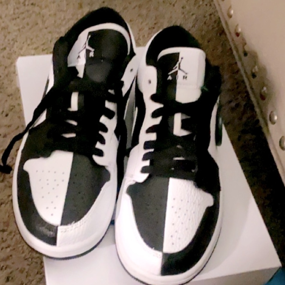 WMNS AIR JORDAN 1 LOW SE 'HOMAGE'